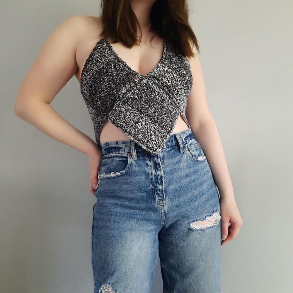 Crochet Halter Top ( stonewashed gray/black)